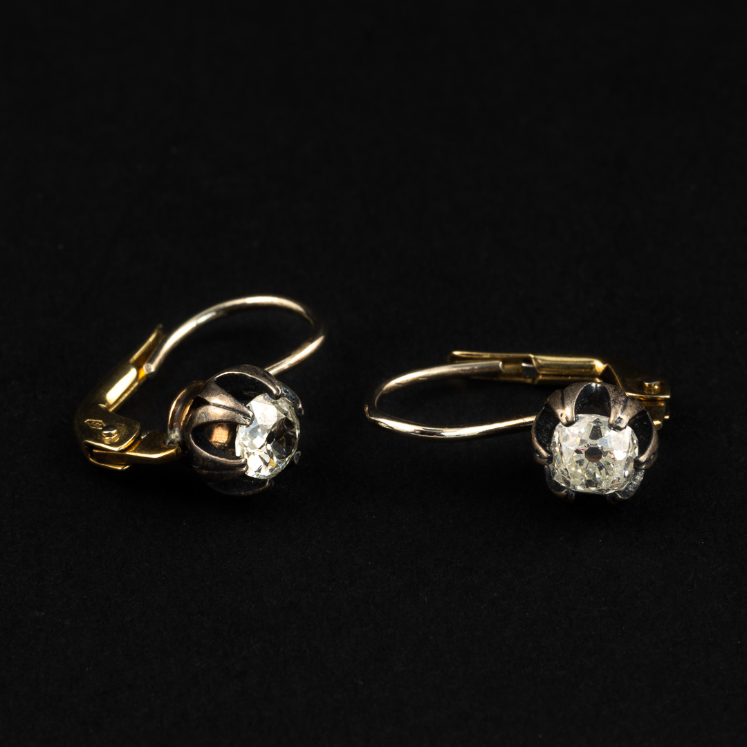 Orecchini in oro 18kt e argento con diamanti