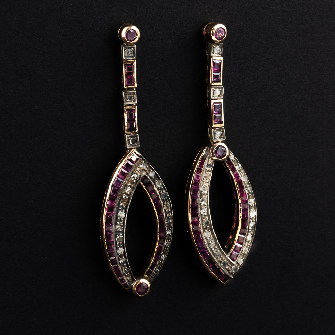 Orecchini in oro 14kt e argento con diamanti e rubini
