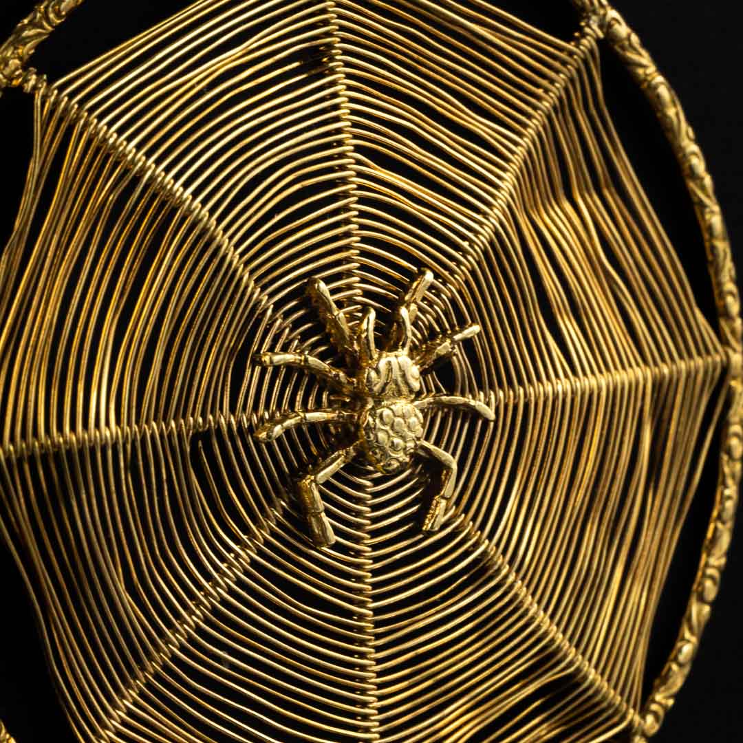 Collana in oro 9kt con ciondolo in oro 18kt - immagine 2