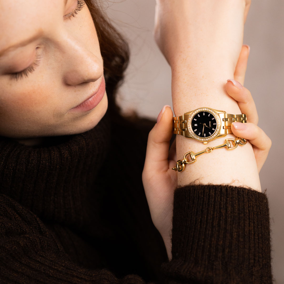 Orologio in oro 18kt e diamanti frimato Gucci - immagine 4