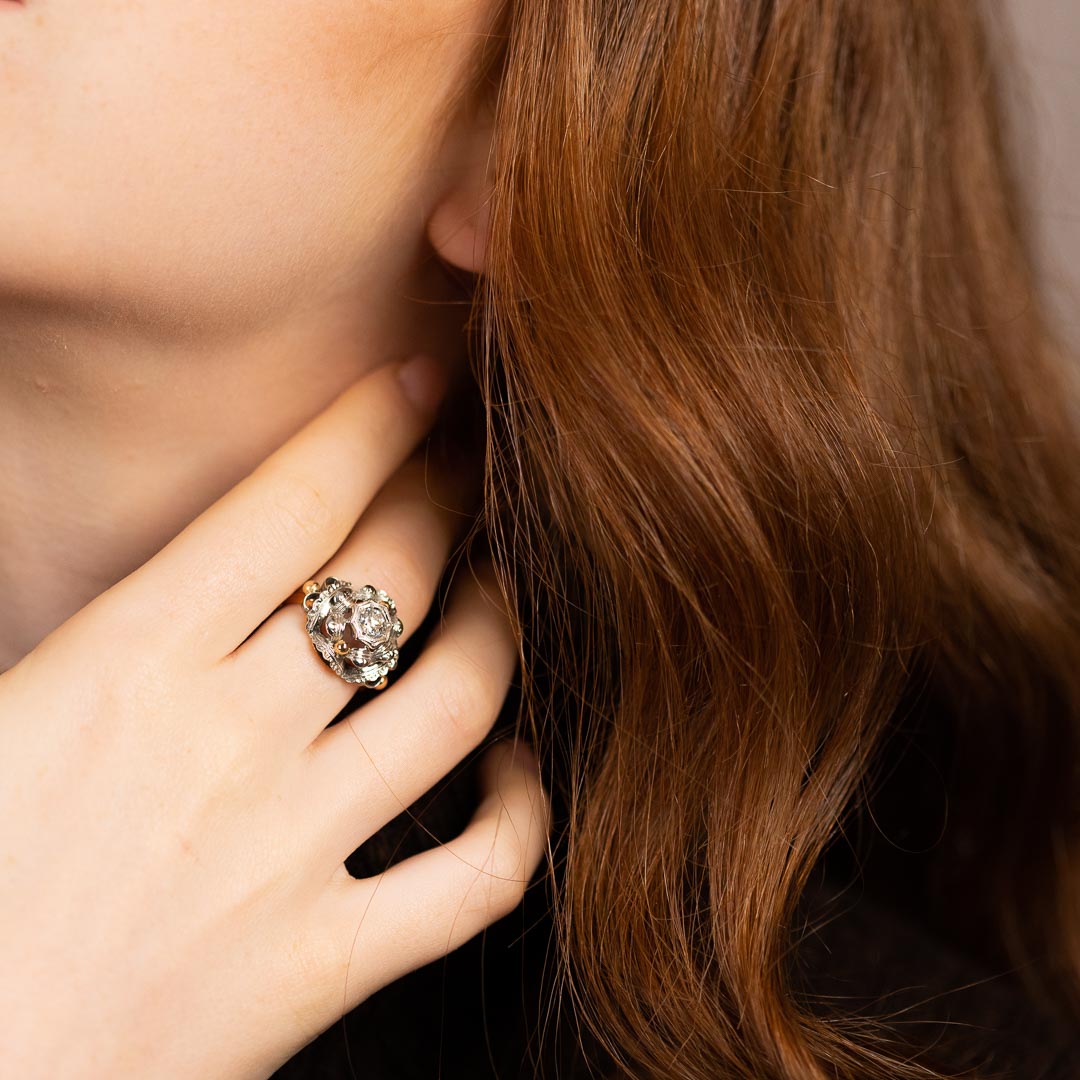 Anello in oro 18kt e diamante - immagine 3
