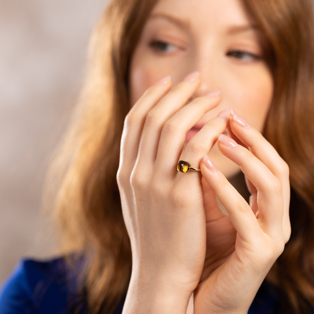 Anello in oro 18kt e quarzo citrino firmato Pomellato - immagine 4