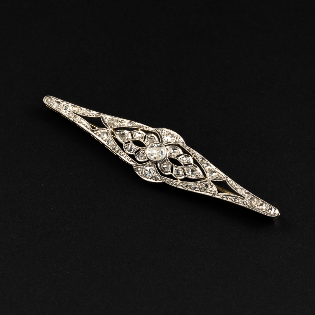Spilla in oro 18kt e diamanti