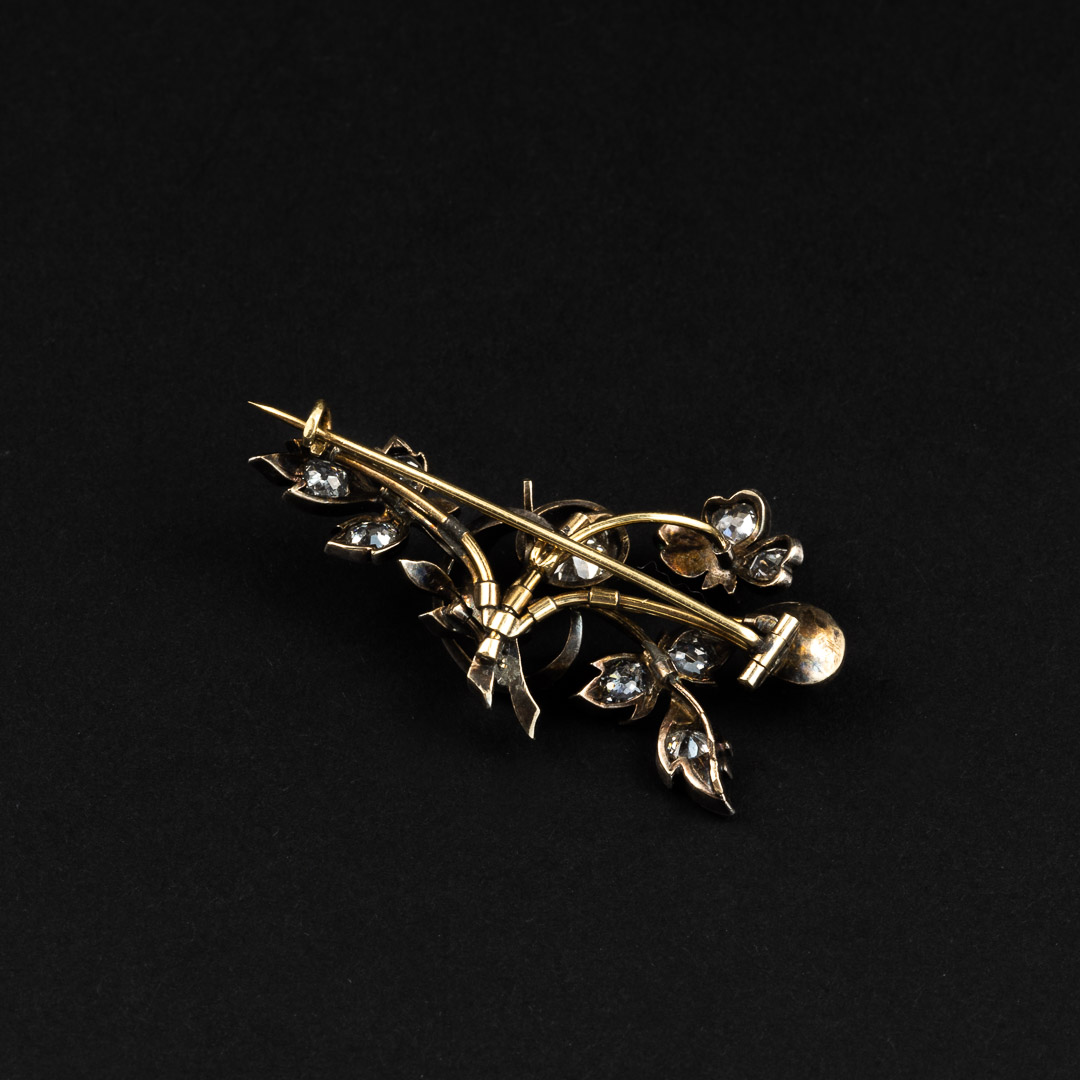 Spilla in oro 14kt e argento, con diamanti - immagine 2